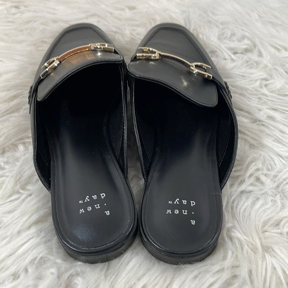 A NEW DAY SANDY MULE FLATS SIZE 8 BLACK - Picture 5 of 11